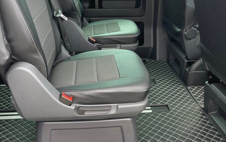 Volkswagen Multivan T6 рестайлинг, 2019 год, 3 990 000 рублей, 23 фотография