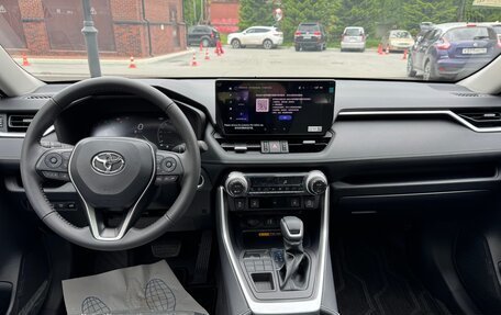 Toyota RAV4, 2025 год, 3 580 000 рублей, 16 фотография
