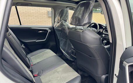 Toyota RAV4, 2025 год, 3 580 000 рублей, 13 фотография