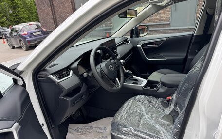 Toyota RAV4, 2025 год, 3 580 000 рублей, 17 фотография
