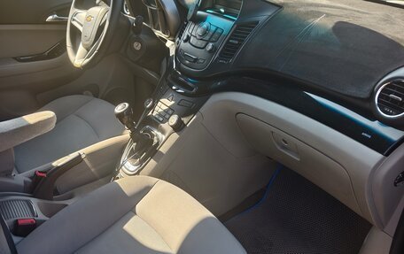 Chevrolet Orlando I, 2013 год, 1 030 000 рублей, 6 фотография