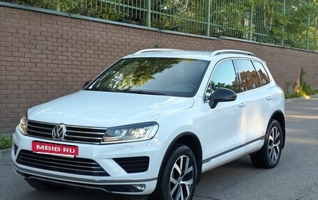 Volkswagen Touareg III, 2018 год, 4 300 000 рублей, 3 фотография