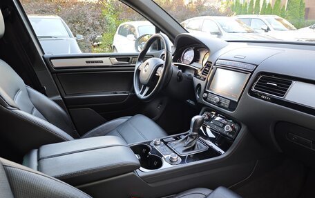 Volkswagen Touareg III, 2018 год, 4 300 000 рублей, 12 фотография