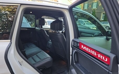 Volkswagen Touareg III, 2018 год, 4 300 000 рублей, 18 фотография