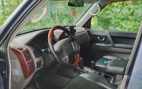 Mitsubishi Pajero III рестайлинг, 2005 год, 960 000 рублей, 6 фотография