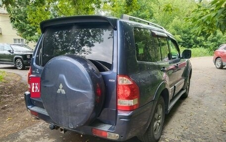 Mitsubishi Pajero III рестайлинг, 2005 год, 960 000 рублей, 11 фотография