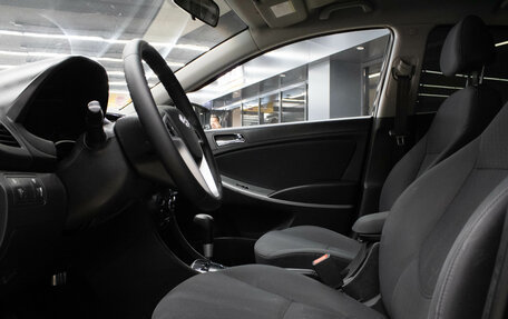 Hyundai Solaris II рестайлинг, 2014 год, 879 000 рублей, 11 фотография
