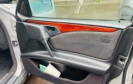 Mercedes-Benz E-Класс, 1998 год, 550 000 рублей, 8 фотография