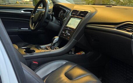 Ford Mondeo V, 2017 год, 1 990 000 рублей, 10 фотография