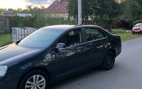 Volkswagen Jetta VI, 2009 год, 610 000 рублей, 4 фотография