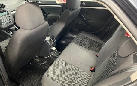 Volkswagen Jetta VI, 2009 год, 610 000 рублей, 9 фотография