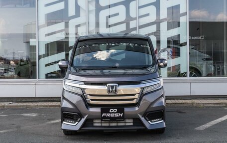 Honda Stepwgn IV, 2018 год, 2 414 000 рублей, 3 фотография