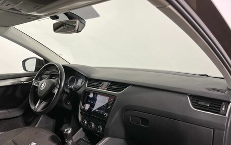 Skoda Octavia, 2017 год, 1 640 000 рублей, 9 фотография