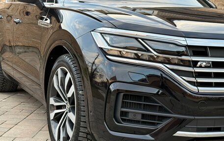Volkswagen Touareg III, 2018 год, 3 795 000 рублей, 8 фотография
