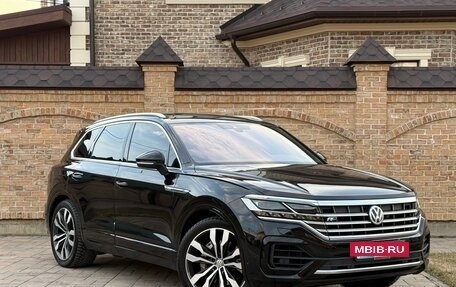 Volkswagen Touareg III, 2018 год, 3 795 000 рублей, 7 фотография