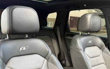 Volkswagen Touareg III, 2018 год, 3 795 000 рублей, 25 фотография