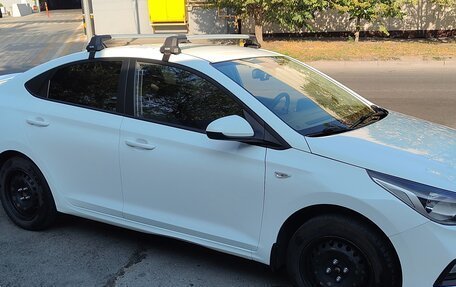 Hyundai Solaris II рестайлинг, 2018 год, 1 300 000 рублей, 6 фотография