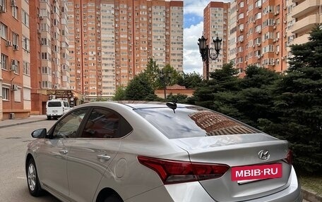 Hyundai Solaris II рестайлинг, 2017 год, 1 350 000 рублей, 5 фотография