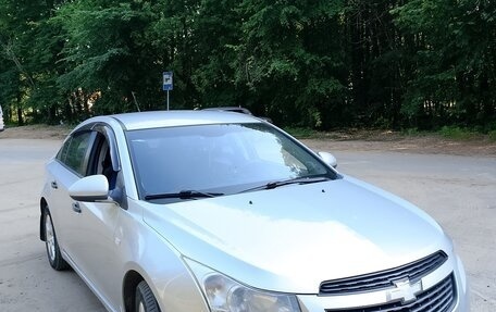 Chevrolet Cruze II, 2013 год, 650 000 рублей, 1 фотография
