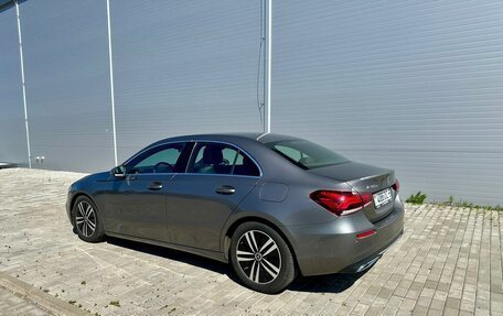 Mercedes-Benz A-Класс, 2019 год, 2 480 000 рублей, 4 фотография