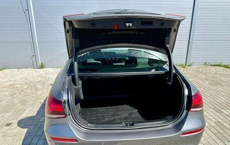 Mercedes-Benz A-Класс, 2019 год, 2 480 000 рублей, 7 фотография
