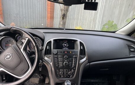 Opel Astra J, 2011 год, 700 000 рублей, 6 фотография