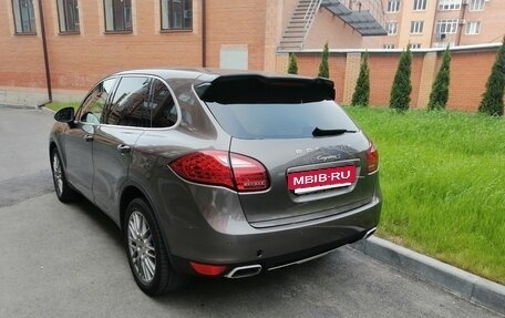 Porsche Cayenne III, 2012 год, 1 690 000 рублей, 3 фотография