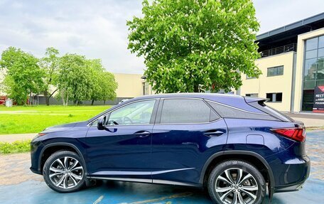 Lexus RX IV рестайлинг, 2018 год, 3 990 000 рублей, 4 фотография
