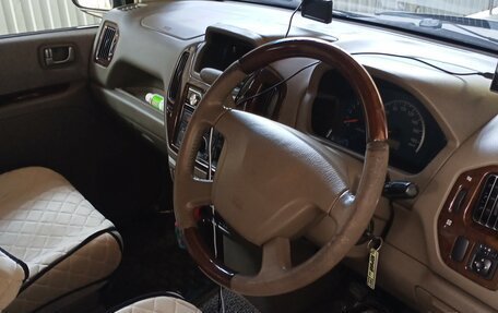 Mitsubishi Dion I рестайлинг, 2000 год, 600 000 рублей, 6 фотография