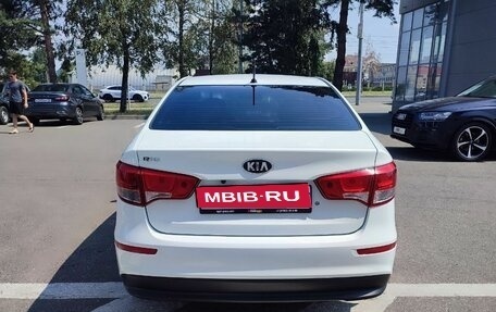 KIA Rio III рестайлинг, 2015 год, 1 039 000 рублей, 5 фотография