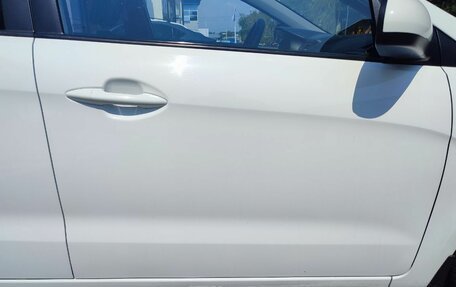 KIA Rio III рестайлинг, 2015 год, 1 039 000 рублей, 24 фотография