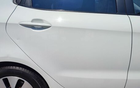 KIA Rio III рестайлинг, 2015 год, 1 039 000 рублей, 25 фотография