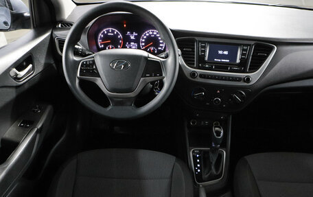 Hyundai Solaris II рестайлинг, 2017 год, 1 270 000 рублей, 11 фотография