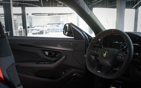 Lamborghini Urus I, 2025 год, 46 290 000 рублей, 16 фотография