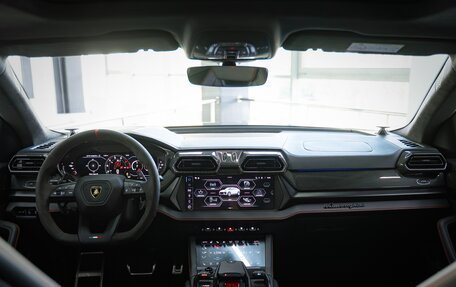 Lamborghini Urus I, 2025 год, 46 290 000 рублей, 27 фотография