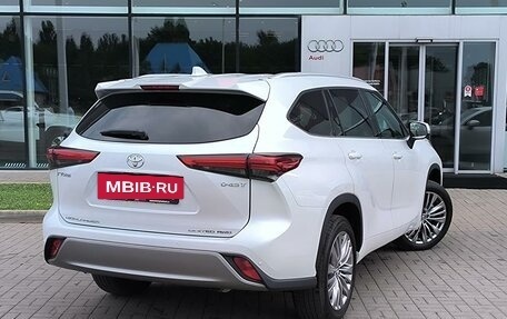 Toyota Highlander, 2025 год, 5 390 000 рублей, 3 фотография