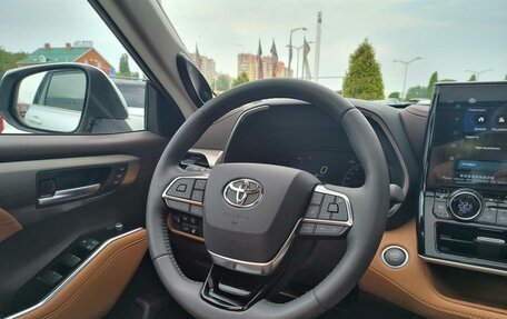 Toyota Highlander, 2025 год, 5 390 000 рублей, 16 фотография