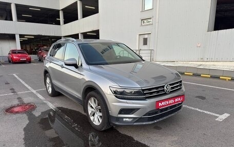 Volkswagen Tiguan II, 2017 год, 2 100 000 рублей, 2 фотография