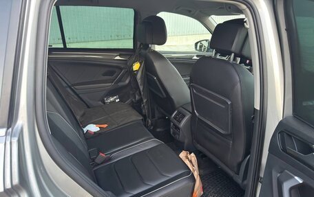 Volkswagen Tiguan II, 2017 год, 2 100 000 рублей, 14 фотография
