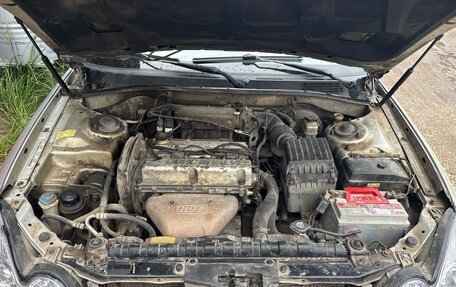 Hyundai Sonata IV рестайлинг, 2004 год, 300 000 рублей, 10 фотография
