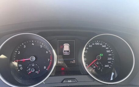 Volkswagen Tiguan II, 2020 год, 2 450 000 рублей, 11 фотография