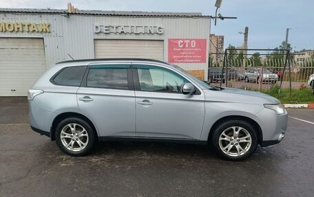Mitsubishi Outlander III рестайлинг 3, 2012 год, 1 150 000 рублей, 2 фотография