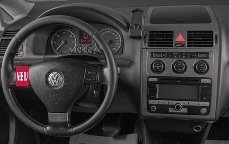 Volkswagen Touran III, 2008 год, 684 000 рублей, 17 фотография