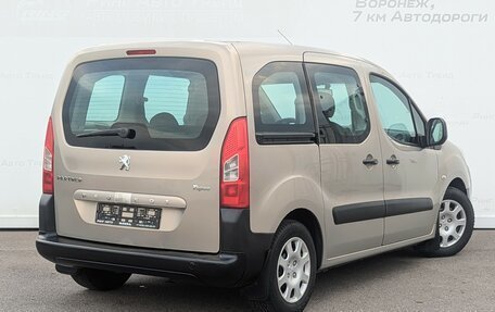 Peugeot Partner II рестайлинг 2, 2010 год, 670 000 рублей, 2 фотография