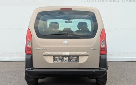 Peugeot Partner II рестайлинг 2, 2010 год, 670 000 рублей, 6 фотография