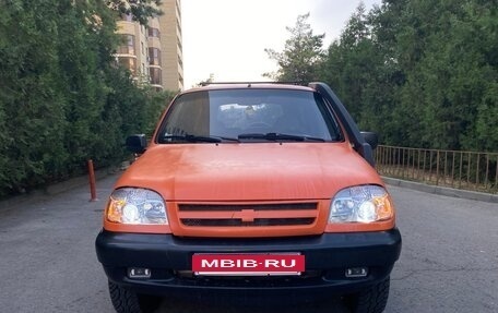 Chevrolet Niva I рестайлинг, 2004 год, 320 000 рублей, 2 фотография