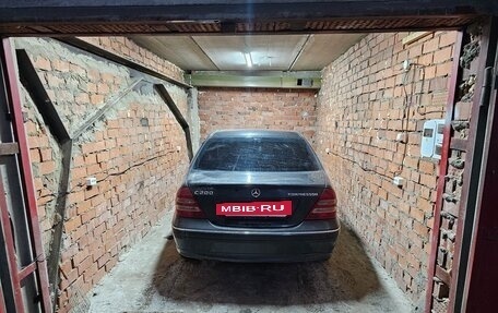 Mercedes-Benz C-Класс, 2001 год, 500 000 рублей, 5 фотография