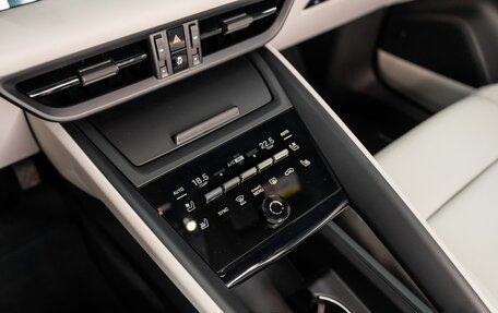 Porsche Macan, 2024 год, 16 900 000 рублей, 17 фотография