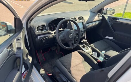 Volkswagen Golf VI, 2009 год, 900 000 рублей, 4 фотография