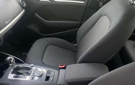 Audi A3, 2019 год, 2 262 000 рублей, 15 фотография